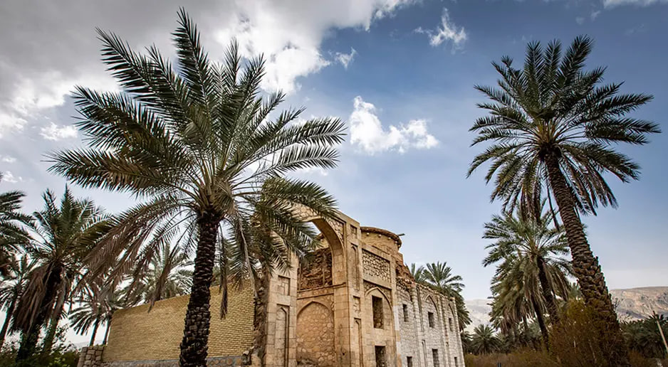 Introduction to Tourist Attractions of Iranian Cities