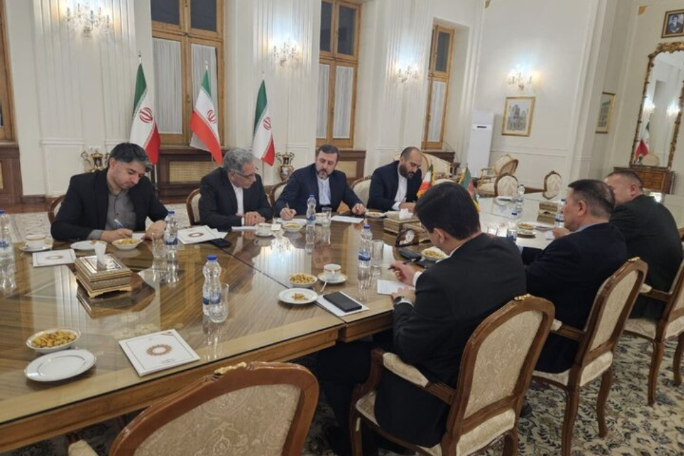 إيران وتركمانستان تبحثان مستجدات بحر قزوين والتحضير للقمة السابعة في طهران