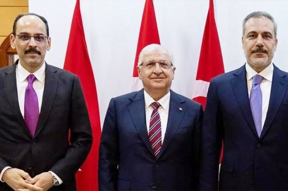 משלחת טורקית מגיעה לדמשק ובה שרי החוץ וההגנה וראש שירות המודיעין.