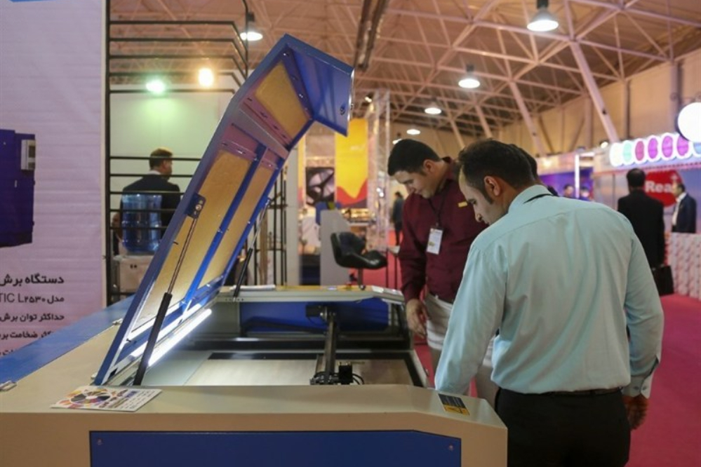 360 شركة محلية وأجنبية تشارك في معرض الطباعة والتغليف بطهران