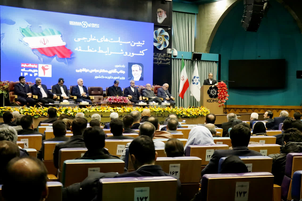 Foreign Ministry’s first mission is to work for lifting sanctions: Araghchi