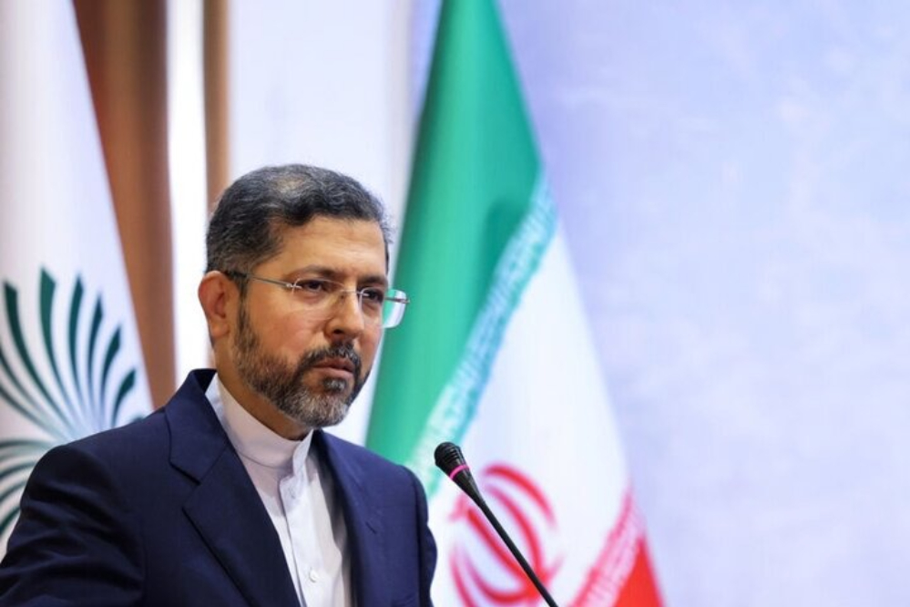 خطيب زاده: الشهيد سليماني مهندس الأمن الداخلي في غرب آسيا