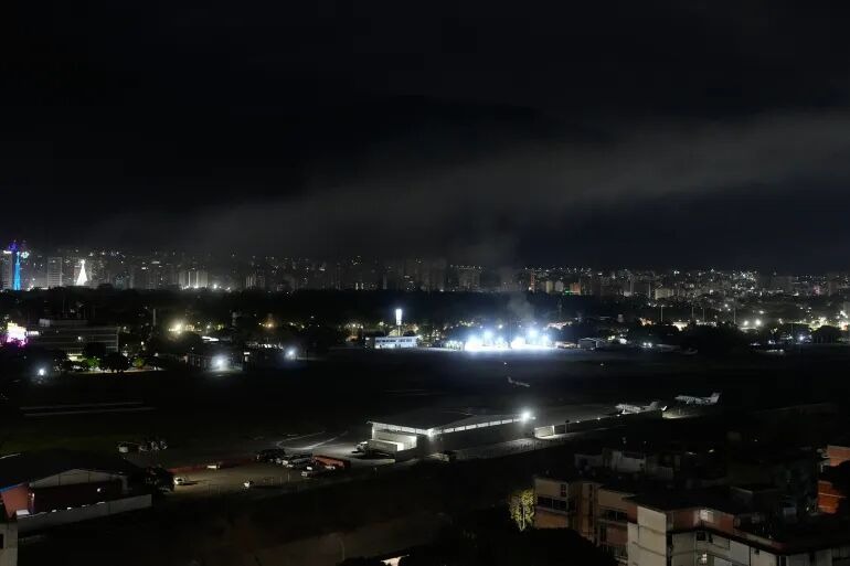 Explosions heard across Caracas, power outages reported