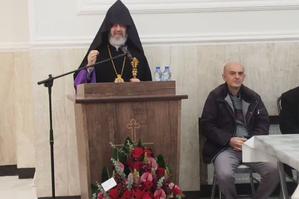 הרפובליקה האסלאמית מעריכה מאוד את משפחותיהם של השהידים.