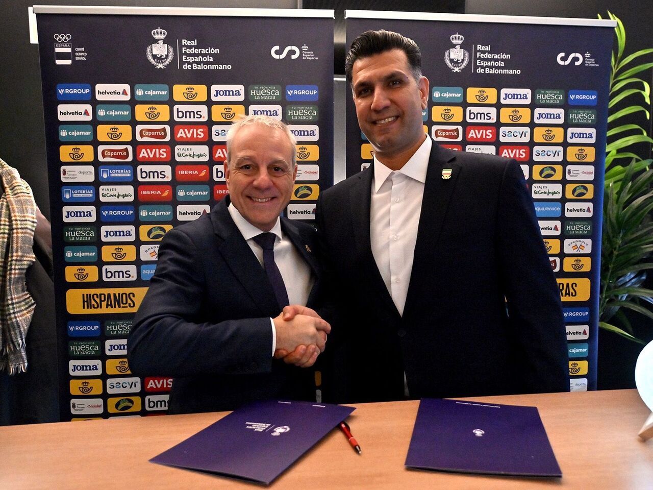 Iranian and Spanish handball federations sign MoU
