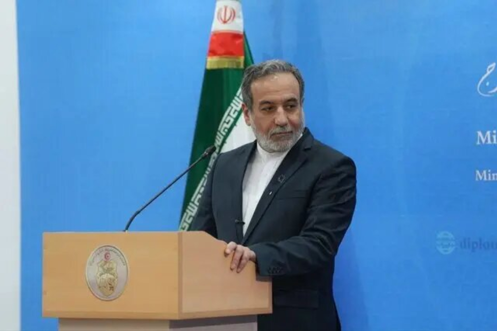 عراقجي: نأمل أن تعود القيادة السياسية الأكثر عقلانية إلى ألمانيا