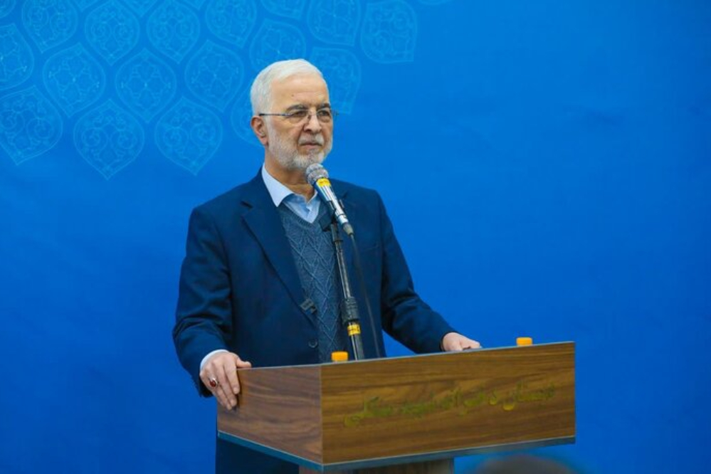 وزير الداخلية الايراني: افتتاح 16 ألف مشروع في البلاد بمناسبة ذكرى انتصار الثورة