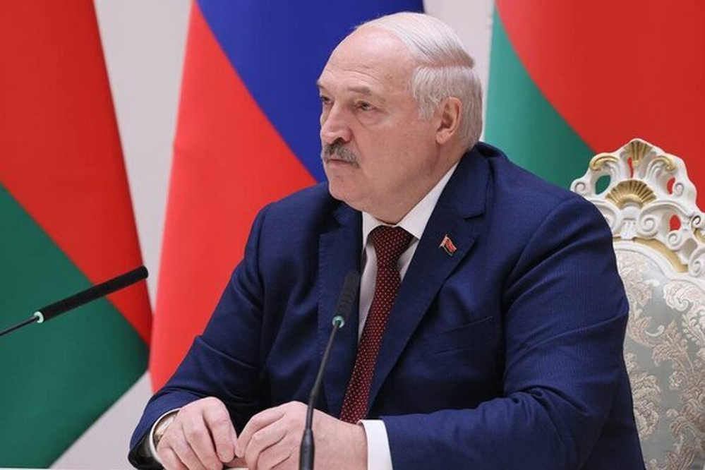 Лукашенко: Иран с честью выдержал самые серьезные исторические испытания