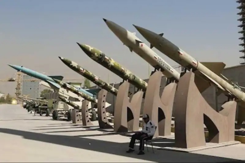 IRGC missiles 'heavily strike' US combat support vessel in Persian Gulf