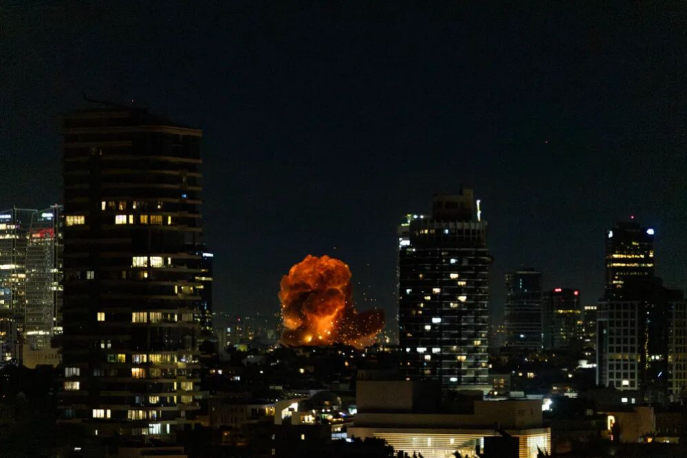 耶路撒冷及以色列中部传出爆炸声