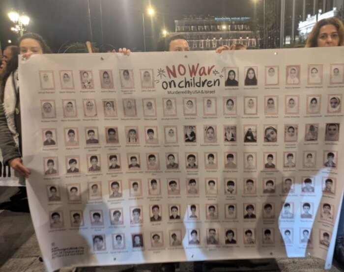 تظاهر+کنندگان+یونانی