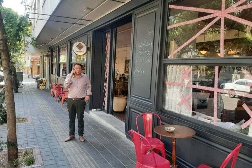 فعالیت کافه‌های مرکز شهر تهران عادی است؛ شایعه پلمب تکذیب شد