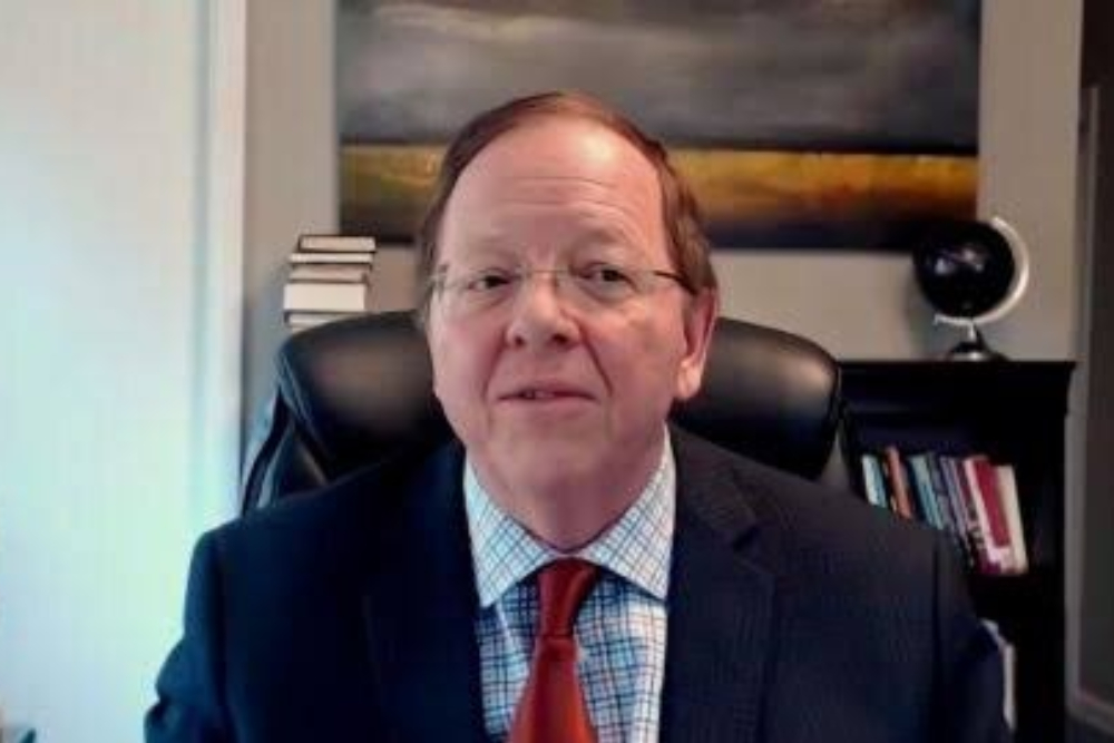 Американский профессор: Сегодня Иран знает, что способен победить Америку