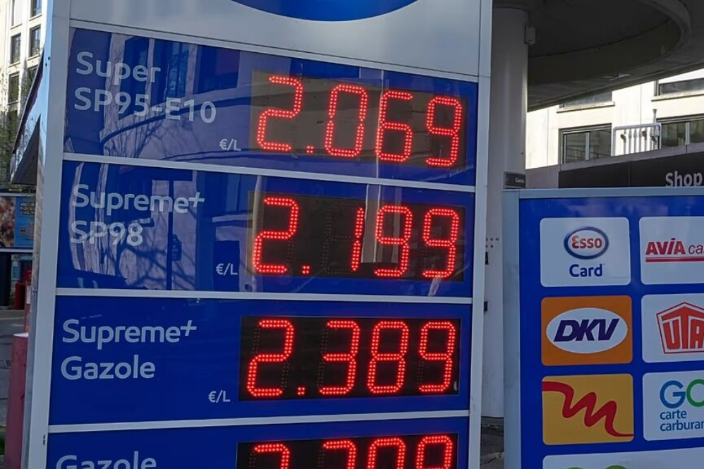 شوک قیمت سوخت در اروپا: بنزین ۱۲٪ و گازوئیل ۲۶٪ گران‌تر پس از جنگ اخیر