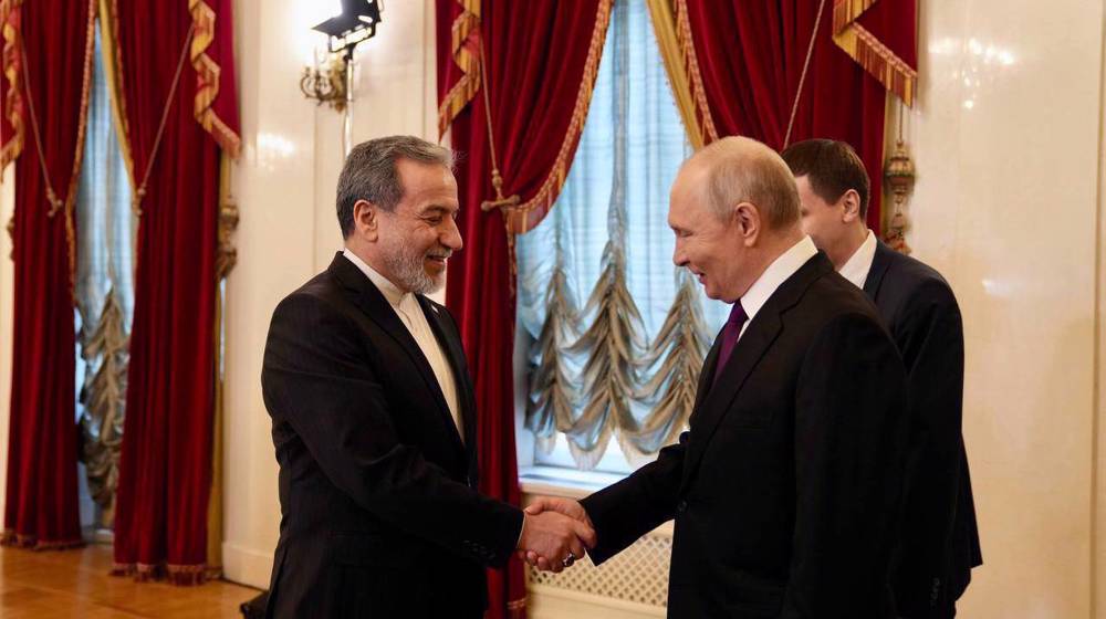 People of Iran are fighting bravely and heroically for their sovereignty: Putin tells Araghchi
