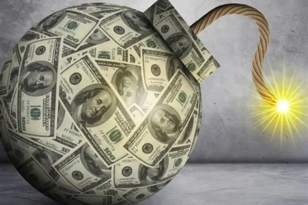 Historic Surge in Government Debt Raises Alarm Bells for Global Economy