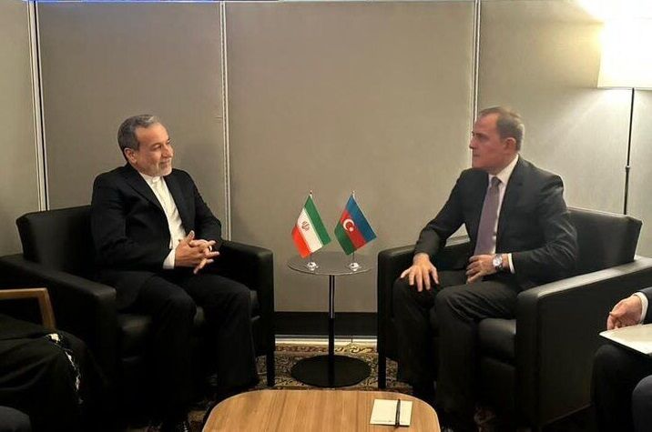 Araghchi highlights historic Iran-Azerbaijan ties in Independence Day message