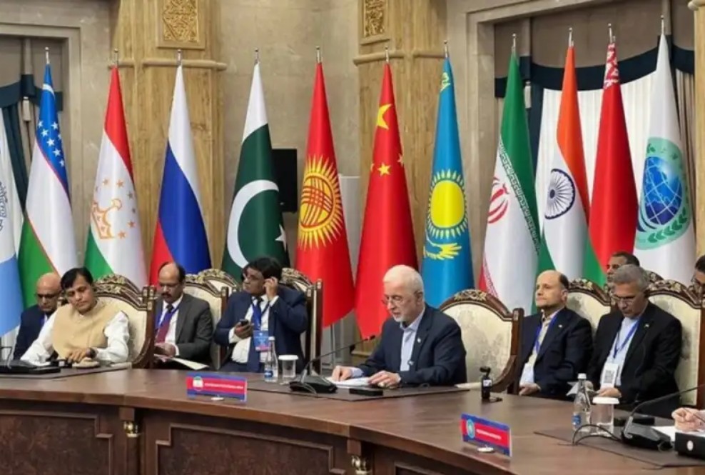 From Neighborhood Diplomacy to Power Projection: Iran’s New Map in Asia