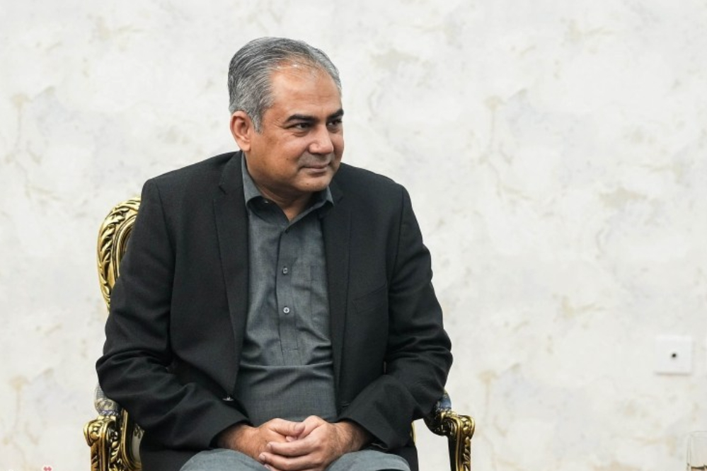 وزير الداخلية الإيراني يشيد بدور باكستان في الوساطة