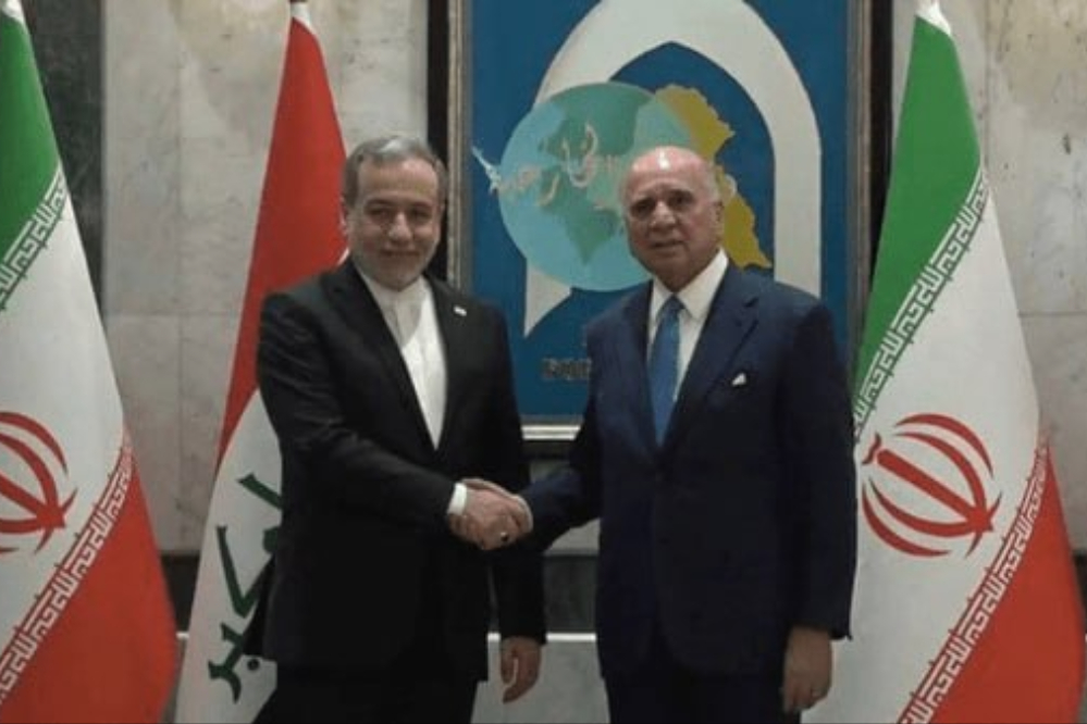 وزير الخارجية الايراني يلتقي نظيره العراقي في بغداد