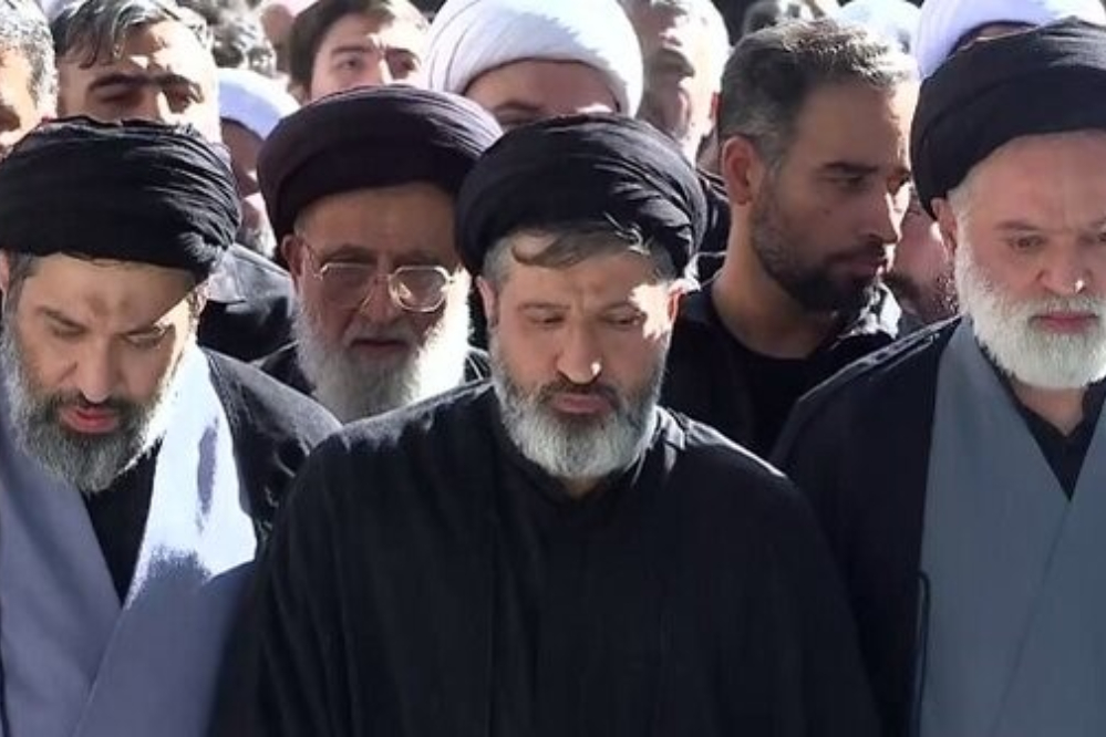 Millions join funeral prayers for martyred Leader at Tehran’s Grand Mosallah