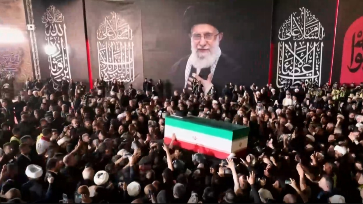 Pezeshkian, Iraqi PM attend official reception for martyred Leader in Najaf