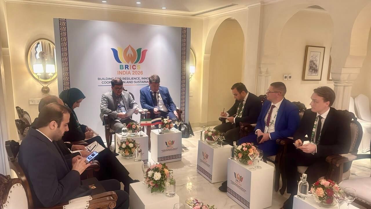 Iran, Russia outline roadmap to expand trade, industrial investment