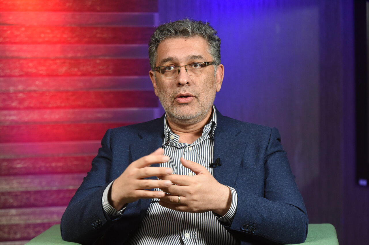 ‌U.S. Escalates Economic War Against Iran