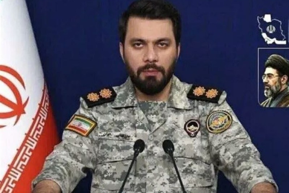 مقر خاتم الأنبياء يحذر: من يتعاون مع الجيش الأمريكي عليه أن ينتظر عواقب خطيرة