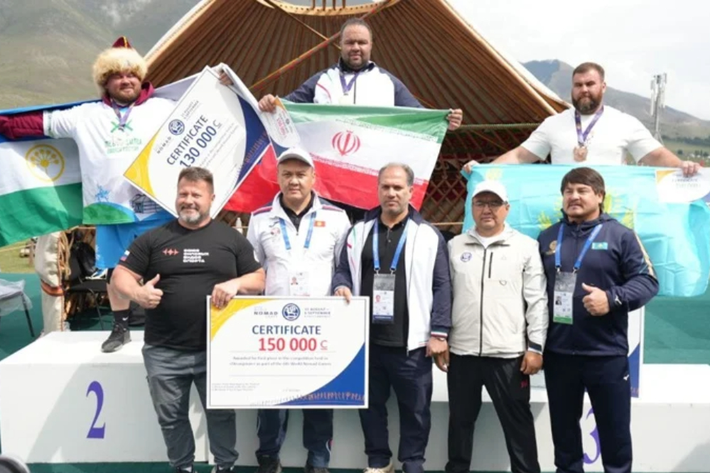 Представитель Ирана завоевал титул чемпиона Всемирных игр кочевников в номинации «Самый сильный человек»