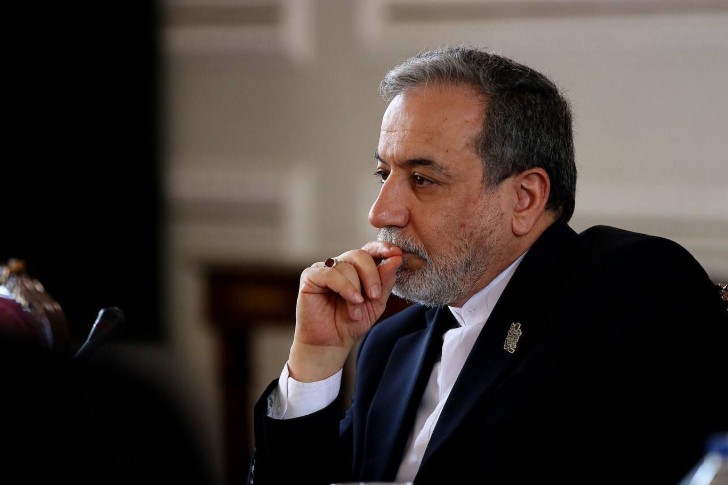 Araghchi mocks US 'novel solution' in dealing with Iran