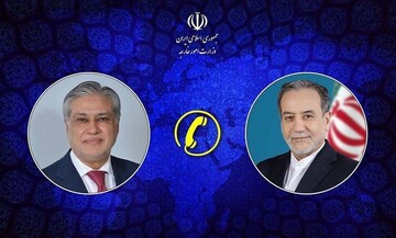 Iran, Pakistan FMs discuss ties, latest regional developments