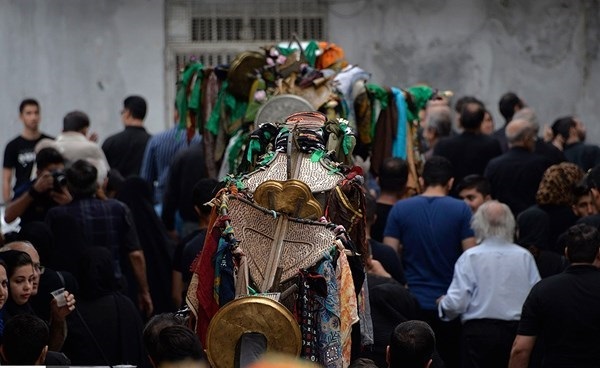 مراسم حافلة شمالي ايران بمناسبة ذكرى نهضة الامام الحسين (ع)