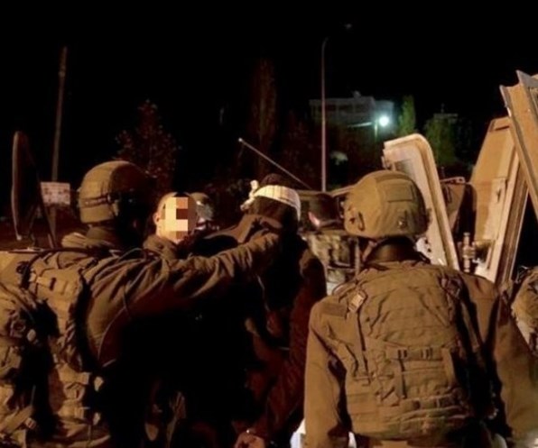 الاحتلال يواصل انتهاكاته.. ويعتقل قياديين من حماس في الضفة الغربية