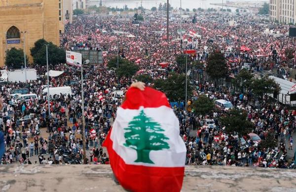 مظاهرات لبنان.. وضبابية مستقبل بلاد الأرز