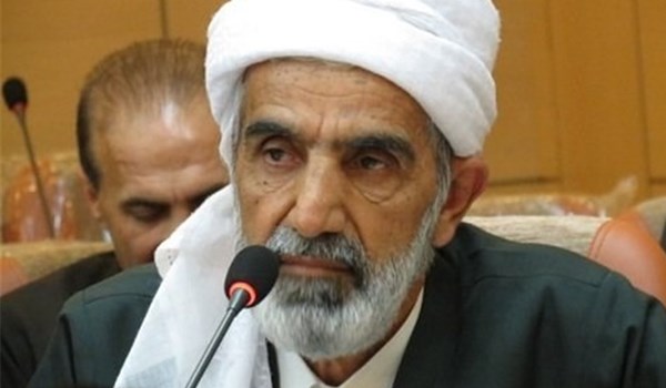 رجل دين سني ايراني: اميركا ضالعة في جميع الاضطرابات التي تشهدها البلدان الاسلامية