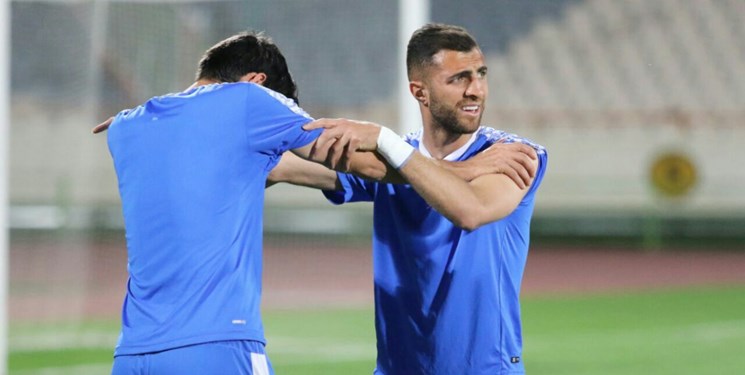 استقلال با ? غایب در آبادان
