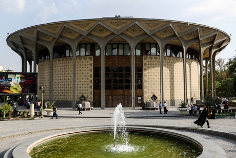 اتمام مرمت تالار اصلی تئاتر شهر تا شهریورماه