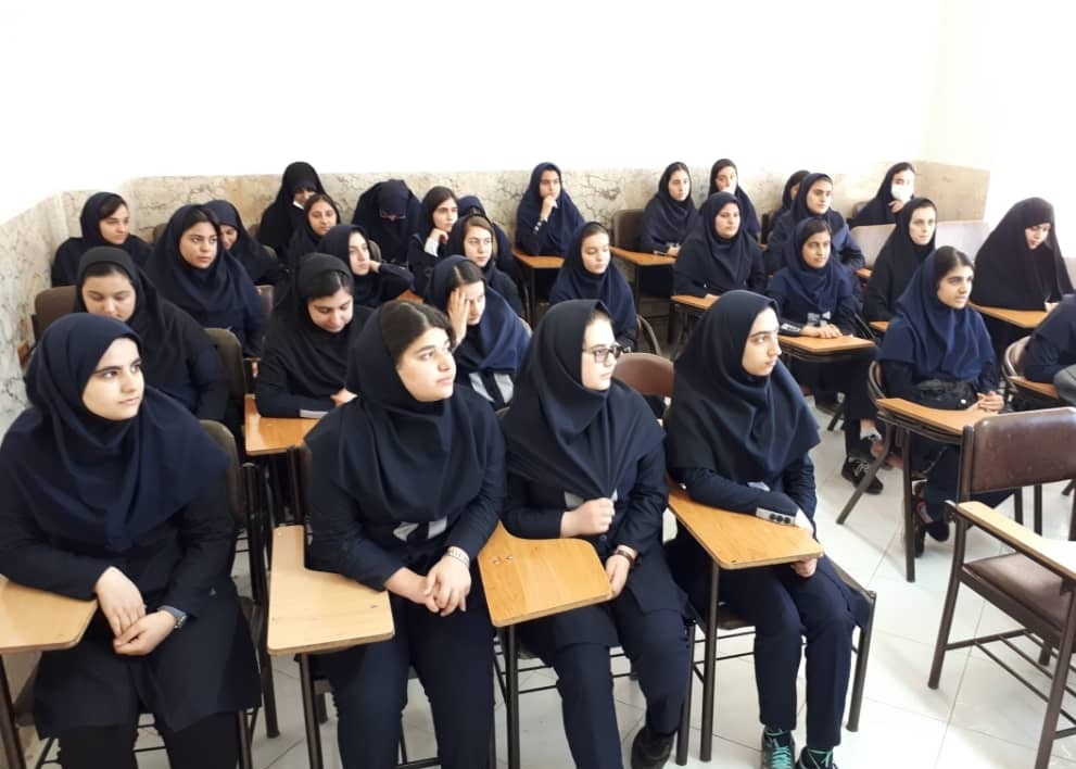 رشته «علوم تجربی» در راس انتخاب دانش‌آموزان