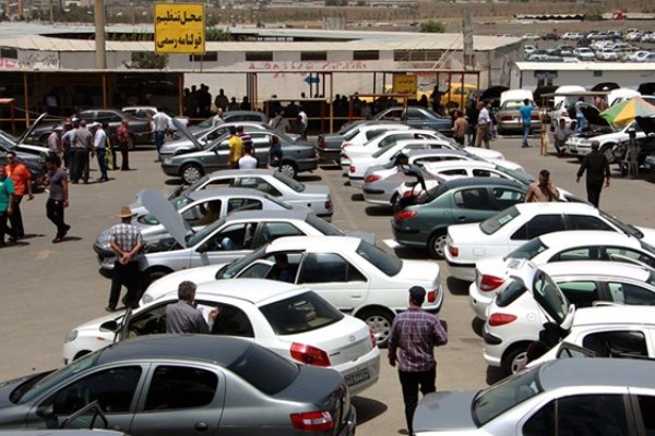 ثبات نسبی قیمت در بازار خودرو