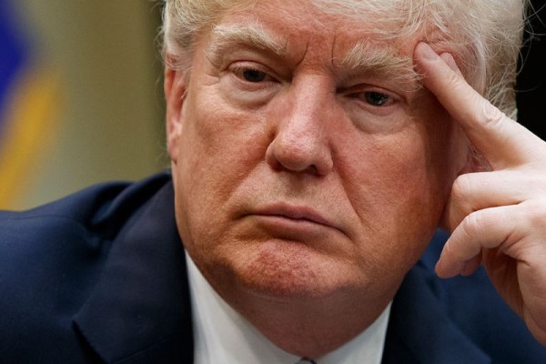 ترامپ برگ برنده خود را از دست می دهد/نظرسنجی فاکس نیوز چه می گوید؟