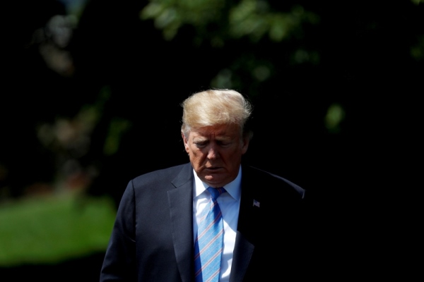 ادامه سنگ اندازی کابینه ترامپ در روند تحقیقات استیضاح