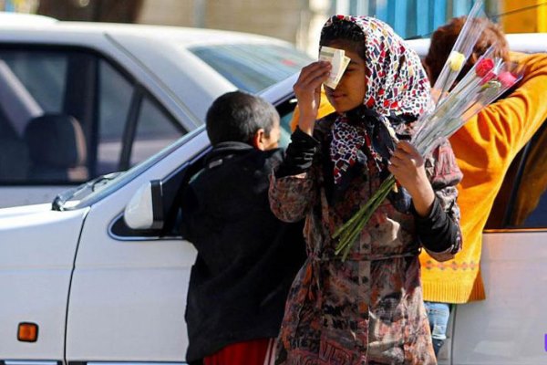 روزانه حدود ?.? میلیارد تومان پول به متکدیان از سوی مردم پرداخت می‌شود