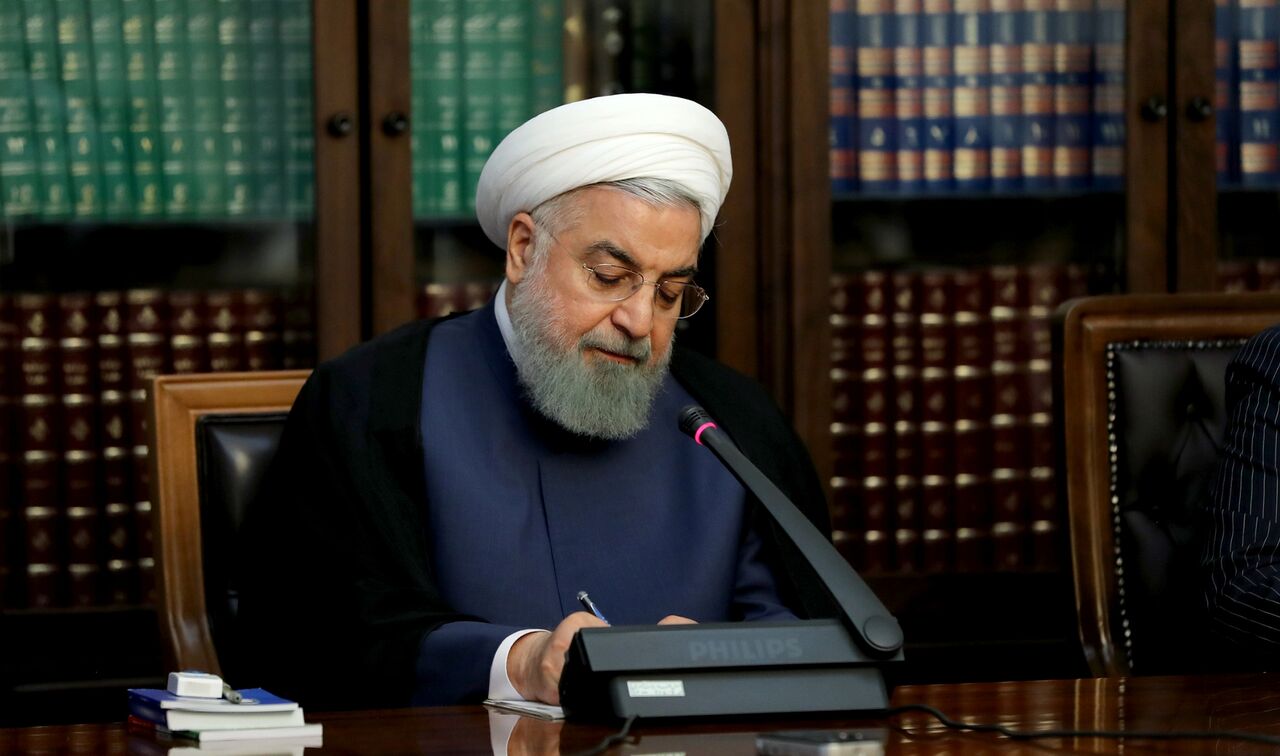 روحانی قانون تشدید مجازات اسیدپاشی را ابلاغ کرد