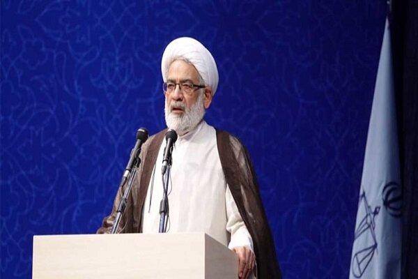 با اخلالگران و مسببان بی نظمی عمومی برخورد می‌کنیم