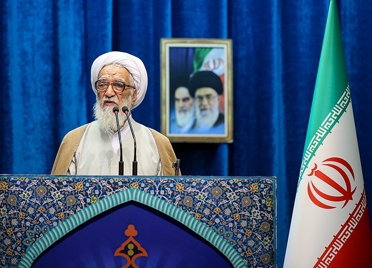 مسئولان پای درد دل مردم بنشینند