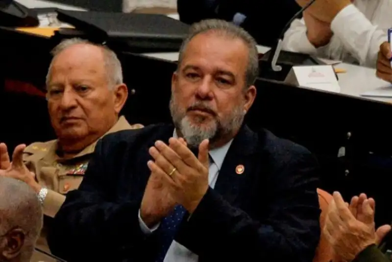 پس از 43 سال، کوبا صاحب نخست‌وزیر شد