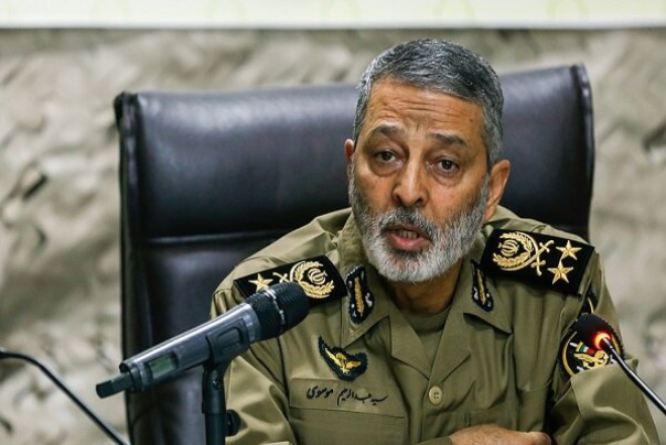 انسجام و اتحاد ایرانی‌ها دشمن را سرنگون می کند