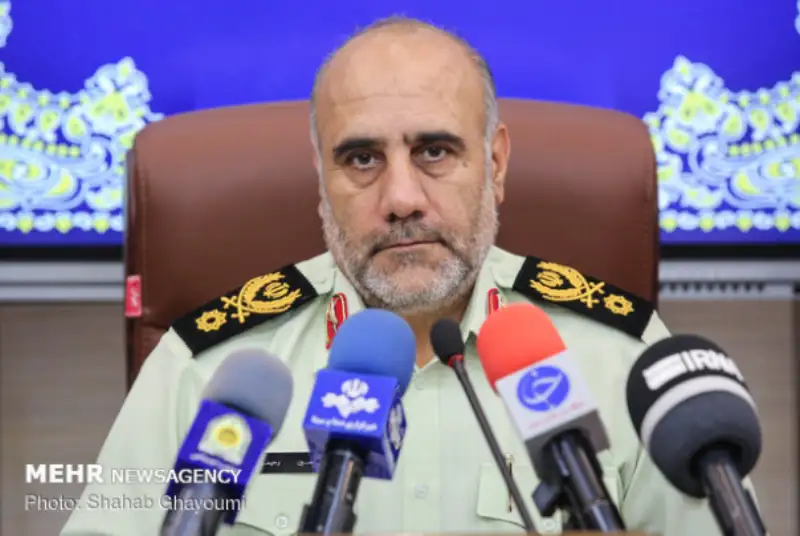 دستگیری اوباشی که فروشگاه‌ها و پمپ‌های بنزین را آتش زدند