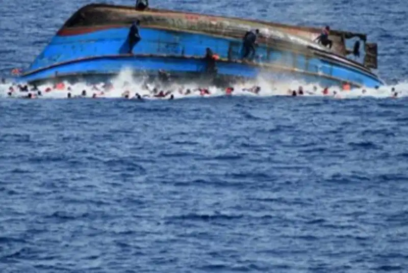 100 نفر بر اثر غرق شدن قایق در بنین جان باختند